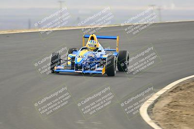 media/Jan-26-2025-CalClub SCCA (Sun) [[cfcea7df88]]/Group 2/Race/